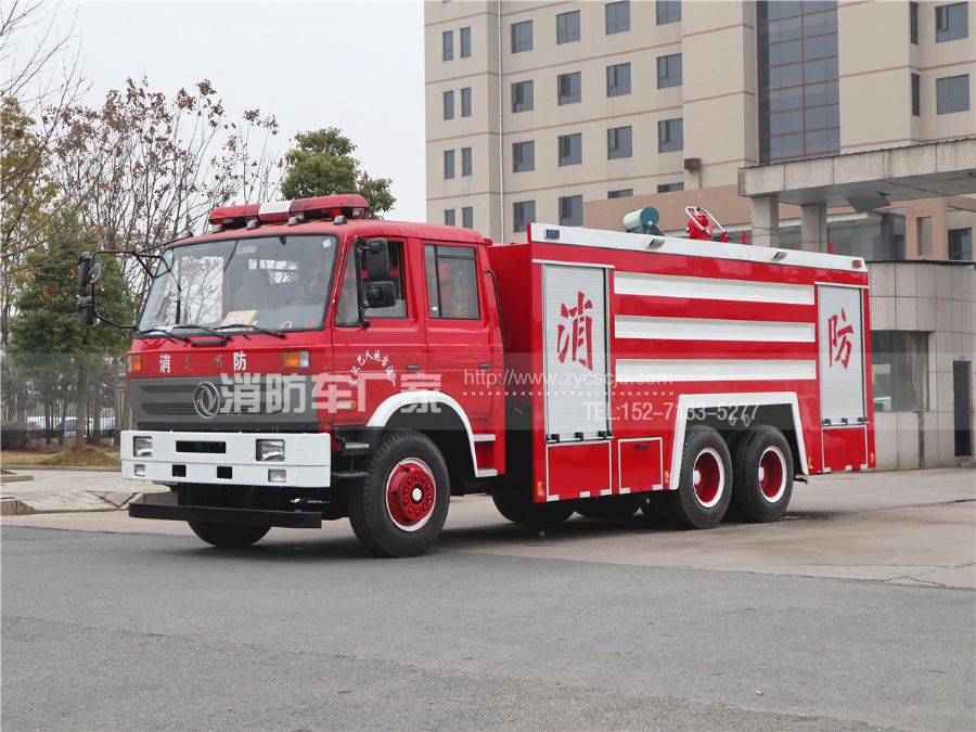 東風(fēng)12噸泡沫消防車 東風(fēng)12噸泡沫消防車